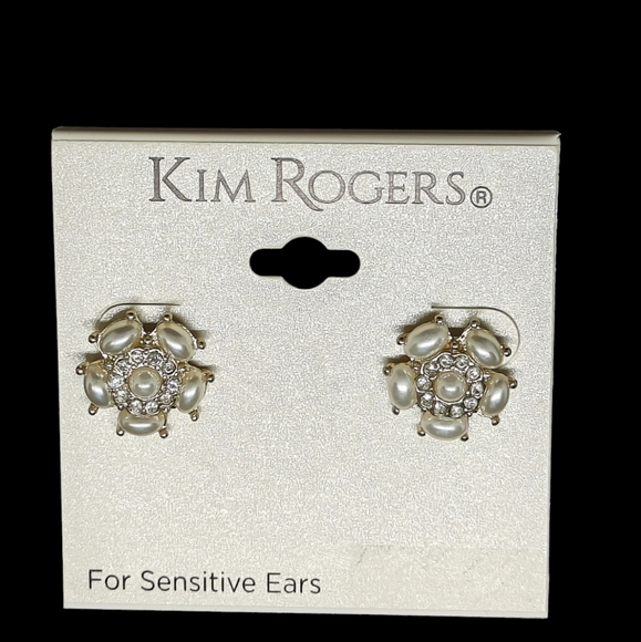 Kim Rogers Flower Faux Pearl and Rhinestone Earrings Nickel Free Studs - Picture 1 of 2
